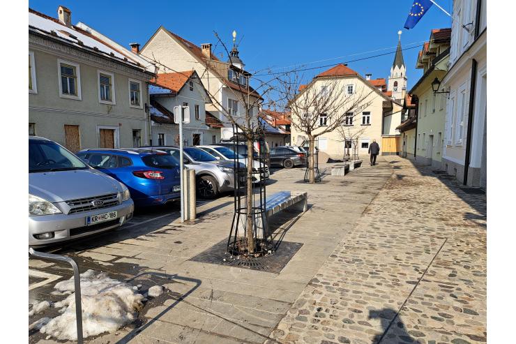 V tlaku prezentirani poznoantični objekti na Trubarjevem trgu.