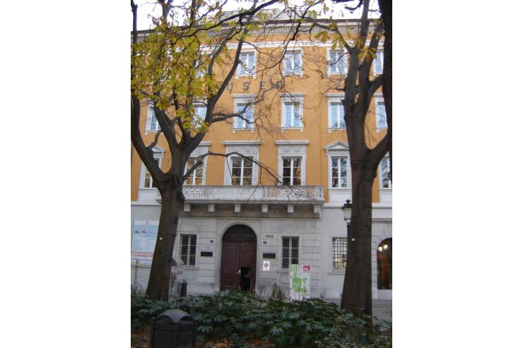 Trst, palača Biserini