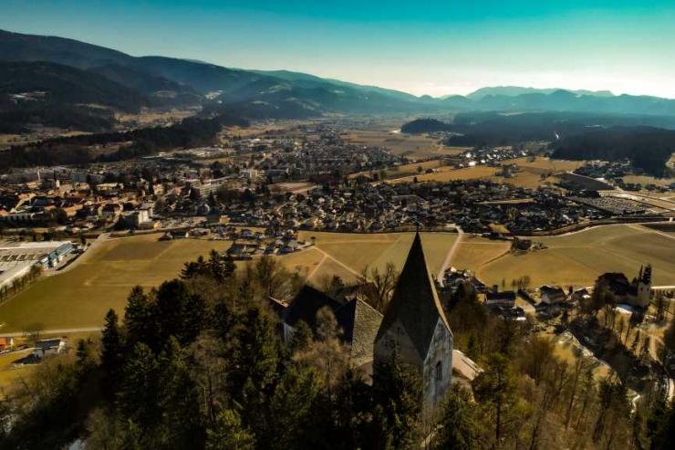 Pogled s cerkve sv. Pankracija na Mislinjsko dolino