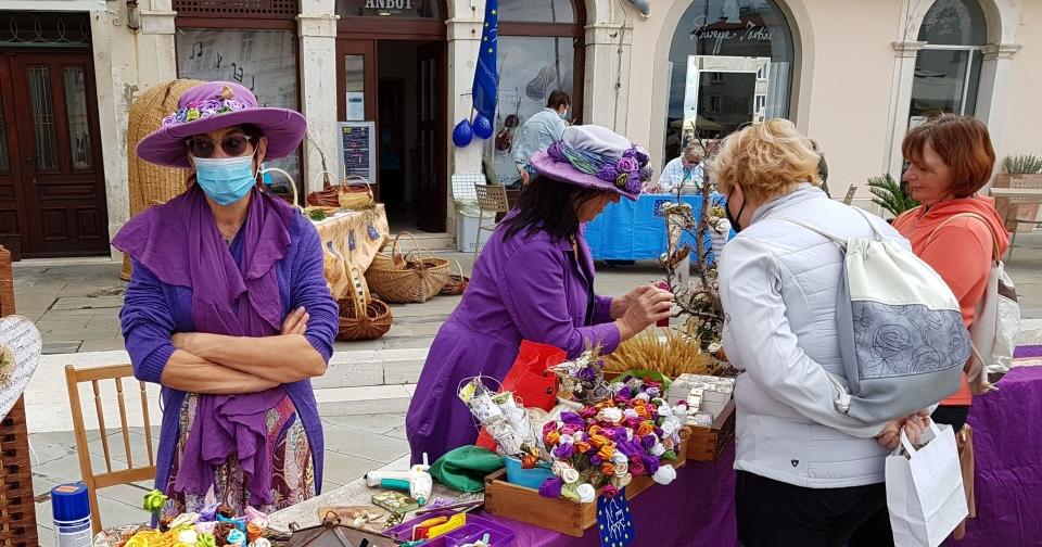 Posvečeno Tartiniju Posvečeno Tartiniju