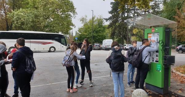 Projekt OŠ Riharda Jakopiča iz Ljubljane: Spoznavamo, varujemo, ohranjamo: Hoja po ljubljanskih ulicah Projekt OŠ Riharda Jakopiča iz Ljubljane: Spoznavamo, varujemo, ohranjamo: Hoja po ljubljanskih ulicah