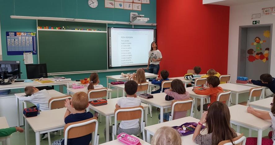 Spoznaj, varuj in ohrani istrskobeneško narečje - Conosci, tutela e conserva il dialetto istroveneto Spoznaj, varuj in ohrani istrskobeneško narečje - Conosci, tutela e conserva il dialetto istroveneto