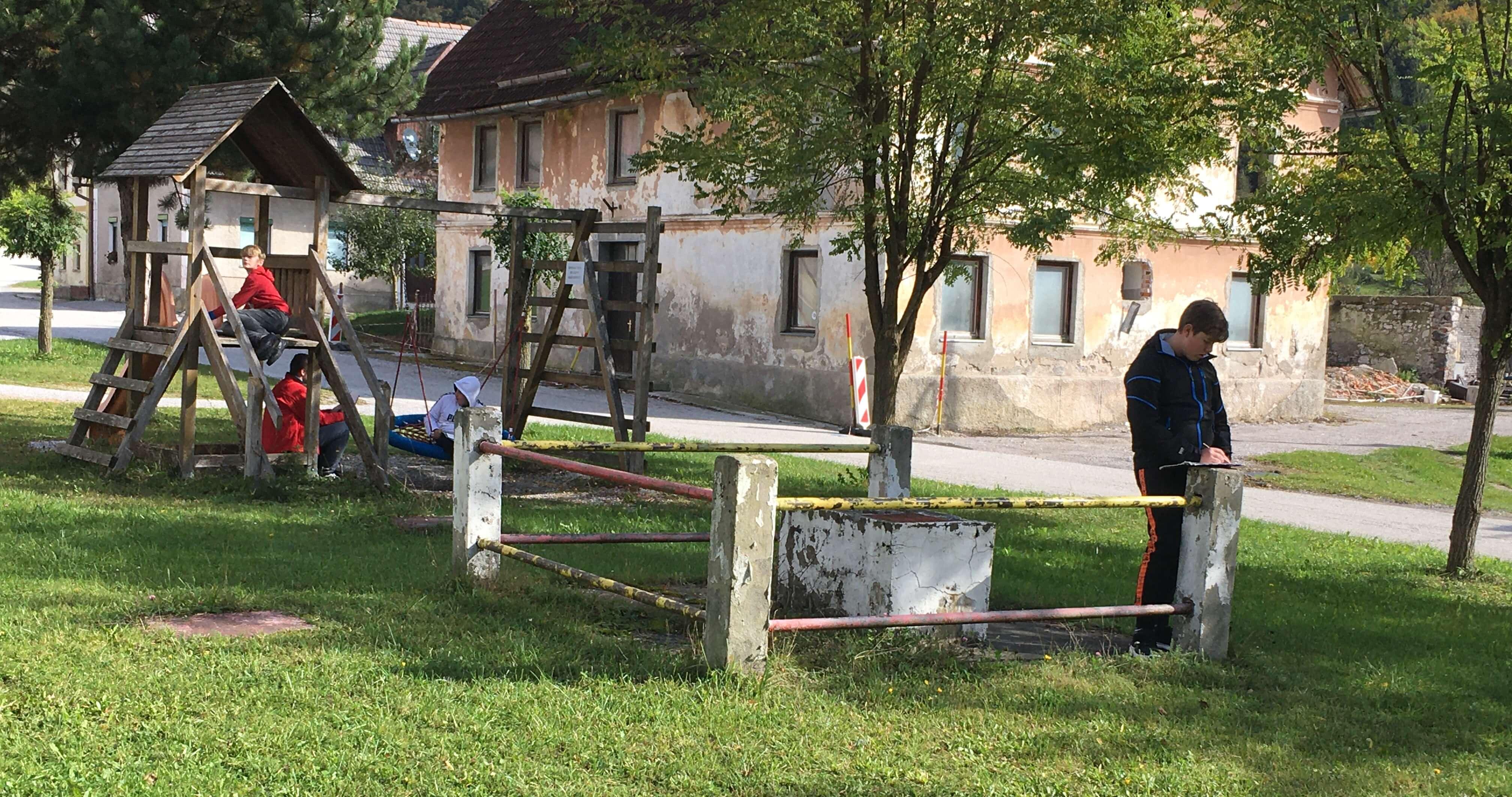 KOČEVARSKA DEDIŠČINA (OŠ Belokranjskega odreda Semič KOČEVARSKA DEDIŠČINA (OŠ Belokranjskega odreda Semič