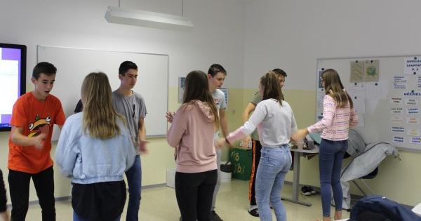 KOČEVARSKA ETNOLOGIJA (OŠ Belokranjskega odreda Semič) KOČEVARSKA ETNOLOGIJA (OŠ Belokranjskega odreda Semič)
