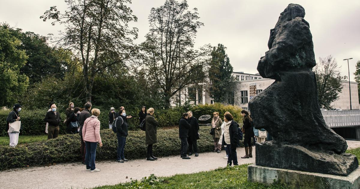 Razkrivanje kiparske dediščine parka Tivoli