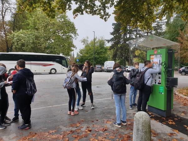 Projekt OŠ Riharda Jakopiča iz Ljubljane: Spoznavamo, varujemo, ohranjamo: Hoja po ljubljanskih ulicah