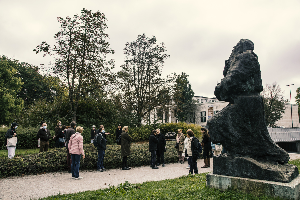 Razkrivanje kiparske dediščine parka Tivoli